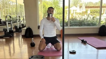 لياقة غير مسبوقة.. محمد صلاح يخطف الأنظار في أحدث ظهور استعدادًا للموسم الجديد 1